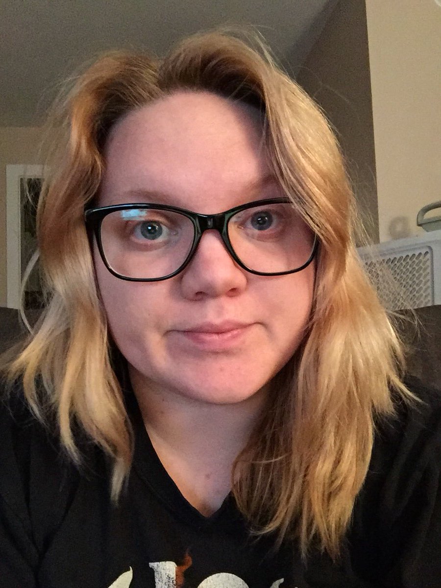 halrenmorg's tweet photo. There are 2 of me. ๐ #makeupformamas #mamaforreal #momlife https://t.co/5xY9yOMuJk