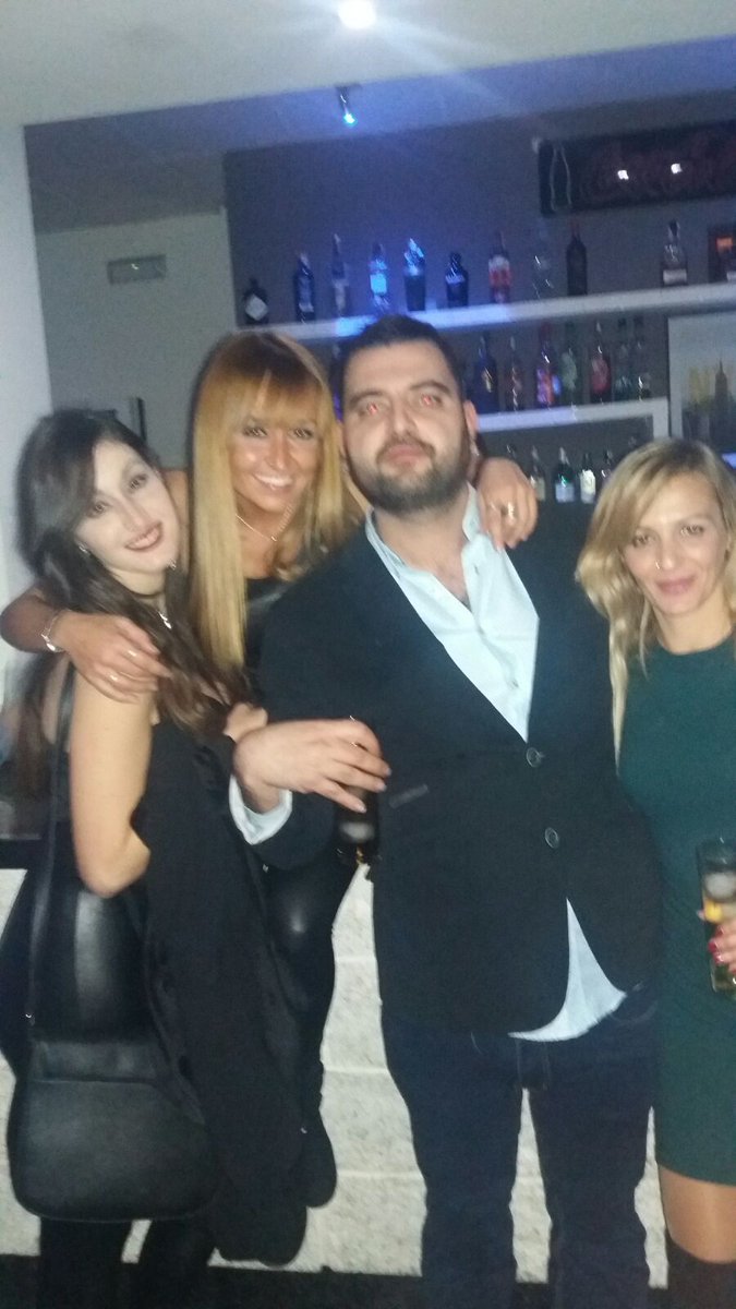 eloypavonpardil's tweet photo. Estas son mis Reyes magas😅😅😅😅 https://t.co/U72VzNoq5u