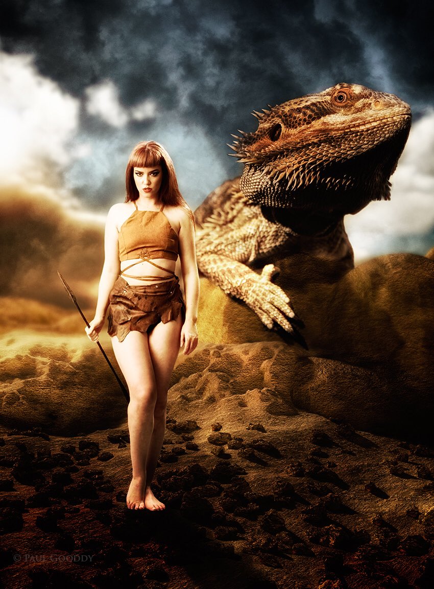 Confess2MissZoe's tweet photo. Tribal warrior out on the hunt with my dragon lizard 🦎 #photography #paulgooddy #10000bc #tribalwarrior #predator #cavewoman #rawr #modelling #primal #hunter #dragon #dragonlizard #warriorprincess #raquelwelch #raquelwelchinspired https://t.co/8beDuT0dSs