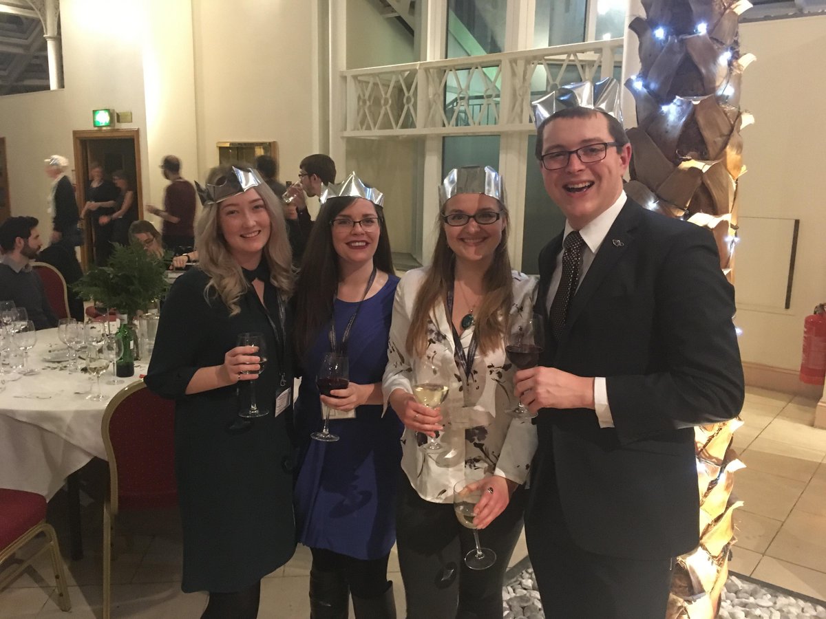 jackjmatthews's tweet photo. Bit late, but here's a lovely picture of team @MUN_EarthSci Palaeontology at #PalAss17! https://t.co/KHC29srK1u