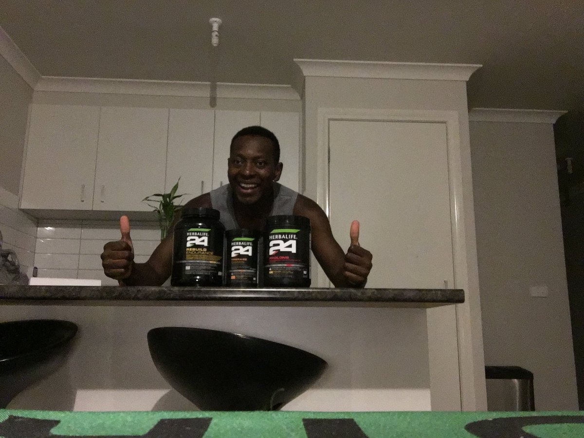 pkactive_0's tweet photo. Gym Tym #pkactive #herbalife #australia #america https://t.co/BNlXpUO7Wt