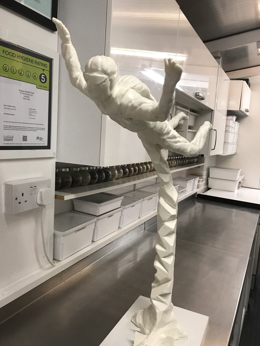 simonChef99's tweet image. Finished margarine sculpture