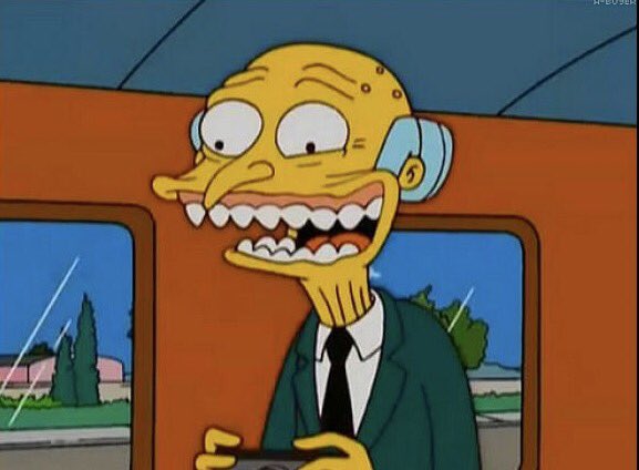 Tu cara cuando te dan un regalo que no te gusta e intentas disimular que te gustó. #DiaDeReyes