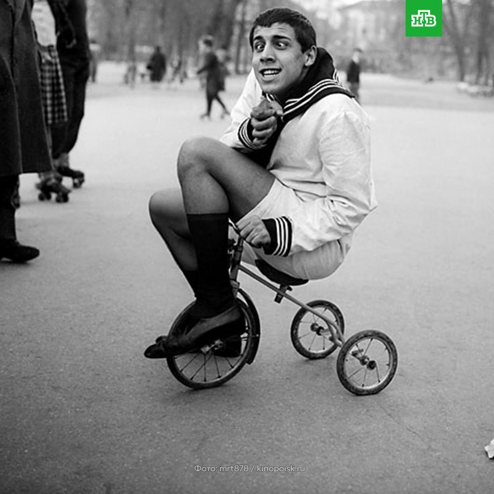 ntvru's tweet photo. Легендарный Адриано Челентано сегодня отмечает 80-летие. Знаменитый музыкант и актер исполнил около 600 песен, снялся более чем в 40 фильмах и стал кумиром нескольких поколений. И несмотря на то, что на публике он появляется сейчас крайне редко, поклонники его любят все сильнее https://t.co/fpJVDYvbTf