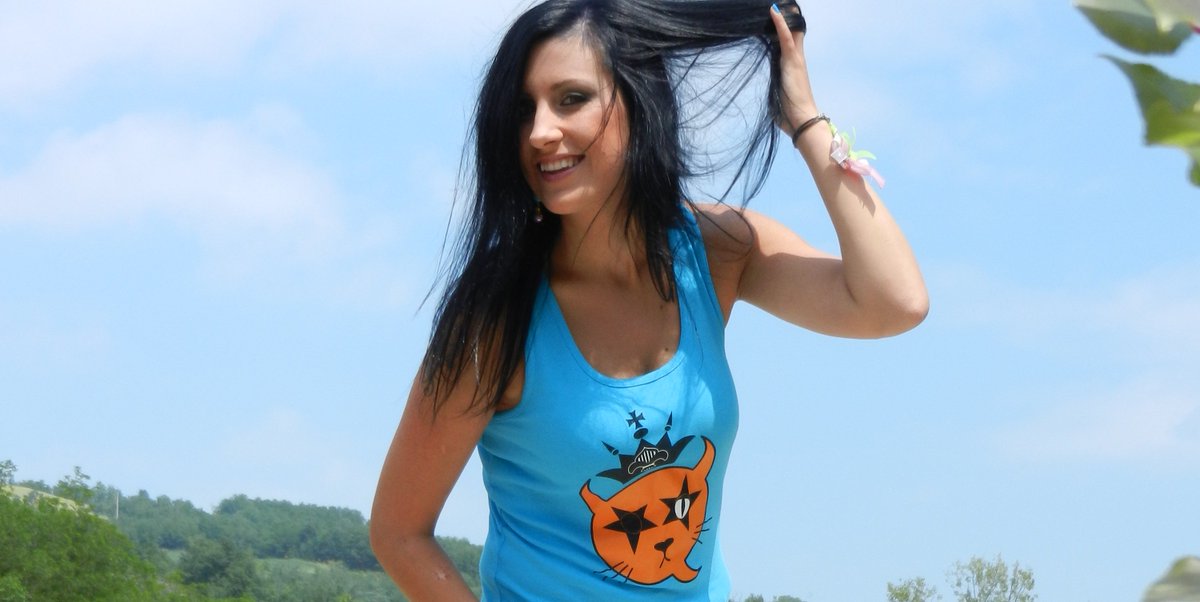 Ohmygossip_fi's tweet image. Kristiina kauneusblogi: Kotinaamio, jolla saat hiukset jo viikossa 3-10 cm pidemmiksi! ohmygossip.fi/articles/3947-… #kauneus #hiukset #bloggaaja #NordicBloggers #OHMYGOSSIP