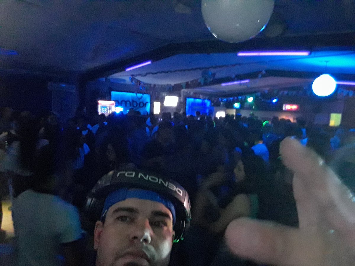 DJNICONEUQUEN's tweet photo. #Catriel #RioNegro #ViernesDeAmbar #Explotadisimo @AmbarCatriel #BuenSabado ahora vamos para #RinconDeLosSauces @Area51 https://t.co/eQpW5hcgLK