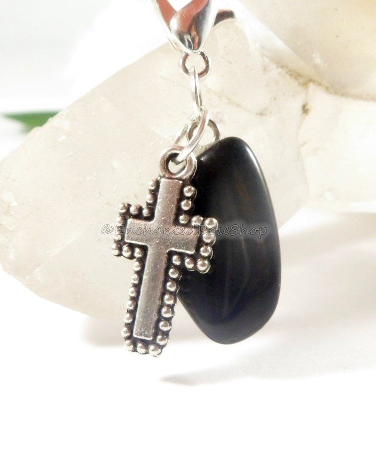 valroseshowers's tweet photo. Black Onyx Zipper Pull w Silver Cross Charm, Purse Charm, Keychain Ch… https://t.co/wyyfJliLcA #pottiteam #PursePull https://t.co/TZpOXSd5Rz
