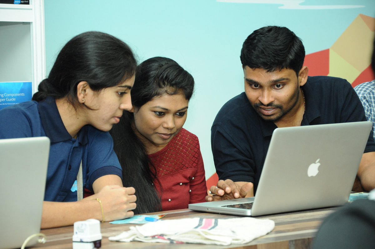 mittuvikas's tweet image. Day2 @ShaastraIITM @SalesforceDevs @trailhead workshop building their first app #iitmsfdc