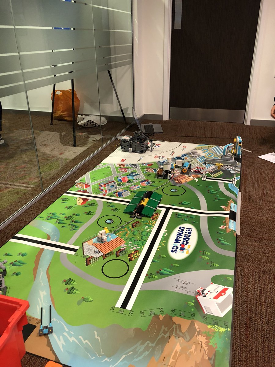 OscarWh38066321's tweet image. Looking forward to the coming competition, good luck to all participating in #fllhydrodynamics