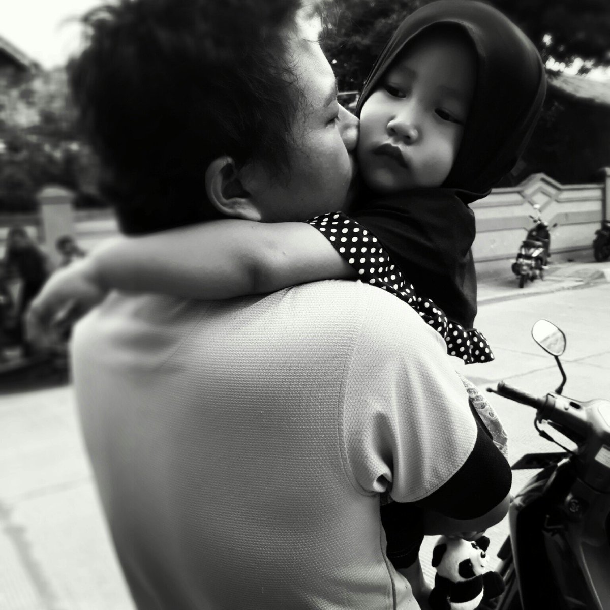 arietayoshi's tweet photo. Cuma anak yang bisa menyelamatkan kita kelak.maka didiklah anak kita menjadi anak yang sholeh/sholehah. https://t.co/DLOQm6p40U