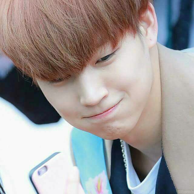 FairtA's tweet photo. H.B.D JB OPPA https://t.co/Xrskwg8Zl3