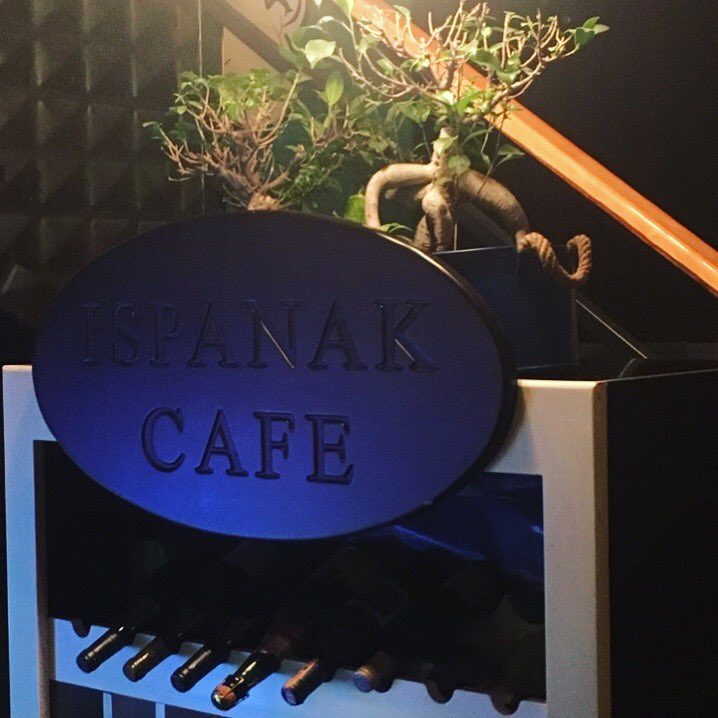 Yeni yılın ilk hafta sonu, yine hep birlikte iyi eğlenceler.
Cumartesiler.
#taksim #beyoğlu #bar #pub #2018 #hepbirlikte #tree #ispanak