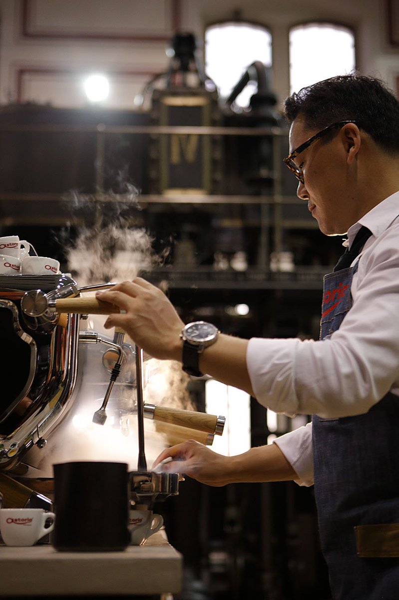 There is something magical about latte art. Maybe it's the dry steam, maybe it's the gentle move of pouring the foam in the cup, maybe it's the precise calm with which the decoration is shaped. Or maybe it's all about seeing a champion like <a href="/calebcha/">Caleb Tiger Cha</a> performing live. #Storm