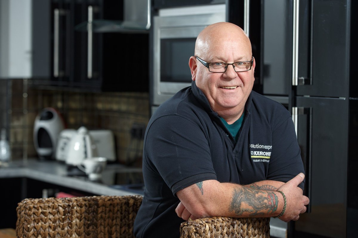 Dave from #Penarth is switching to One Wales Energy because it’s a local #energy supplier in #Wales bit.ly/2BXGhfm Pre-register at onewalesenergy.co.uk