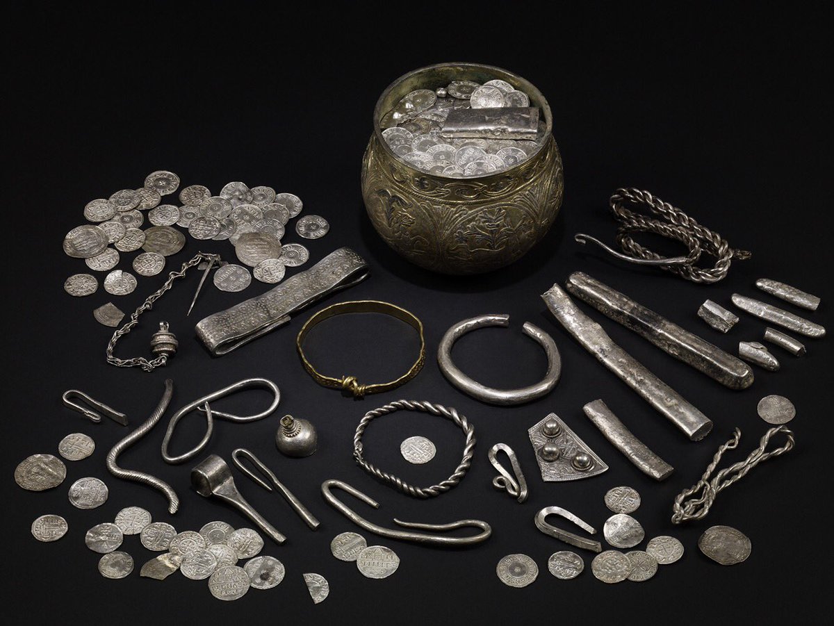 britishmuseum's tweet image. The Vale of York Hoard was found #onthisday in 2007 – one of the most significant Viking discoveries ever made in Britain. The 617 coins and 68 pieces of jewellery demonstrate a trading network that stretched from the North Atlantic to the Middle East and Central Asia