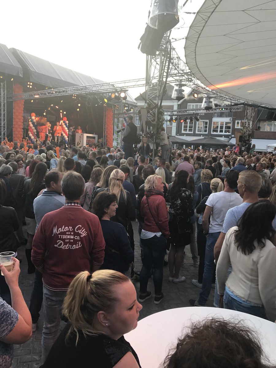 Dave van der Meer tweet media