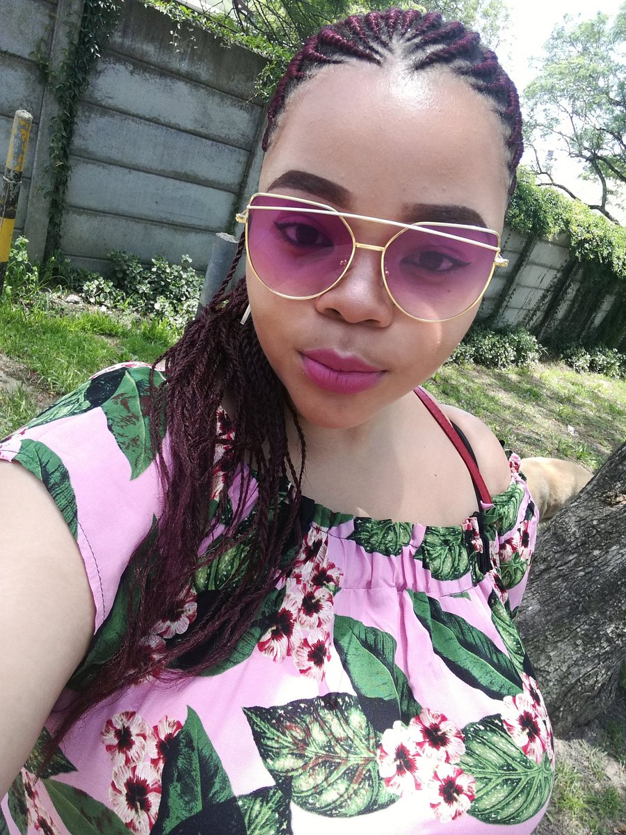 LueMfobo's tweet photo. Off to ezilalini. 🚗 https://t.co/Q6dvloYf7o