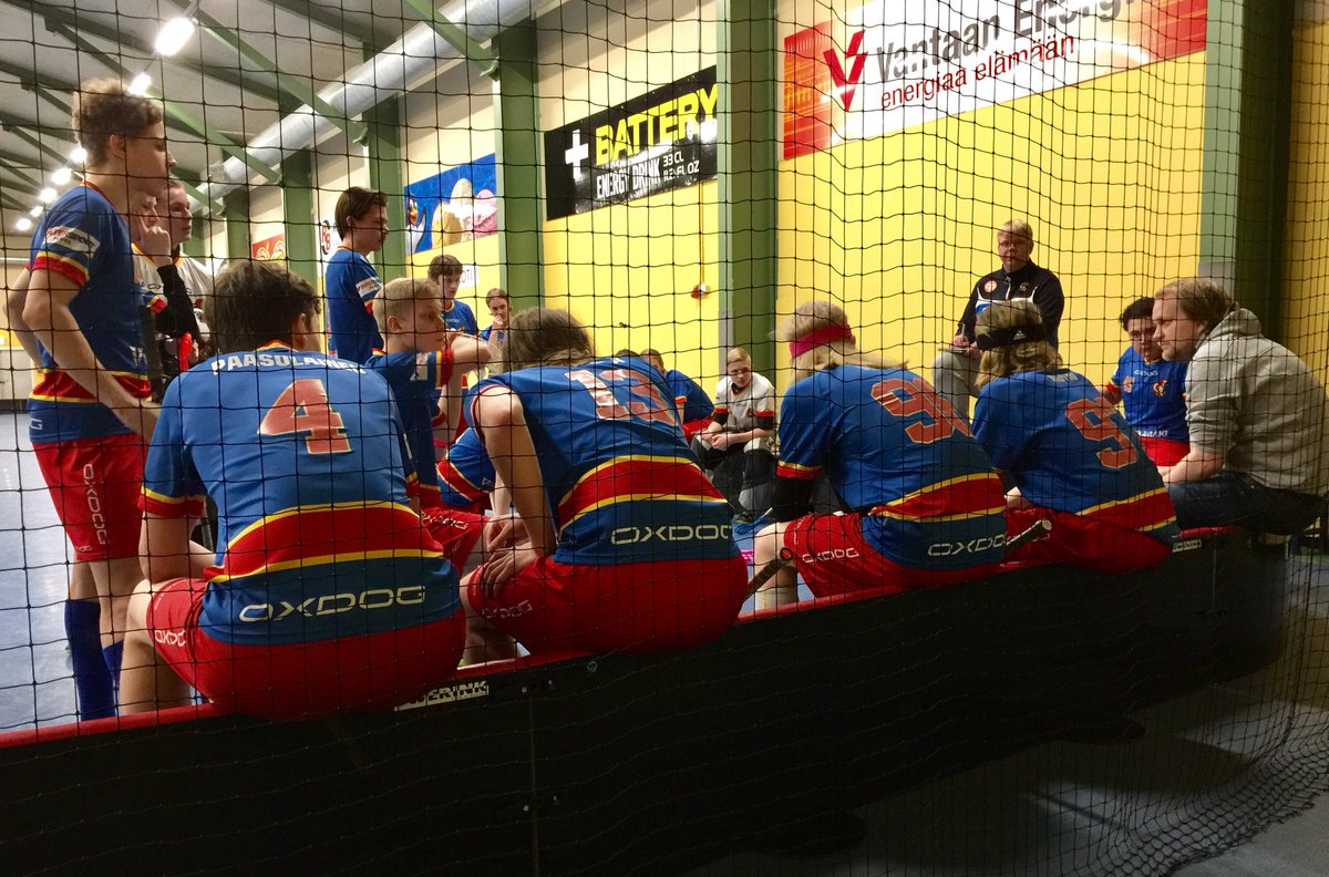 jokeritsb's tweet photo. #sbb1div Valtakunnallista sarjaa pelaava #JokeritSB B-pojat aloittanut valmistautumisen kevätkauteen #booom #täältätullaan Ensi viikonloppuna retki pohojooseen #TunnettaKehiin ensi viikolla vielä kovaa treenia ja sitten pisteet himaan #salibandy https://t.co/XQvaoykZvD