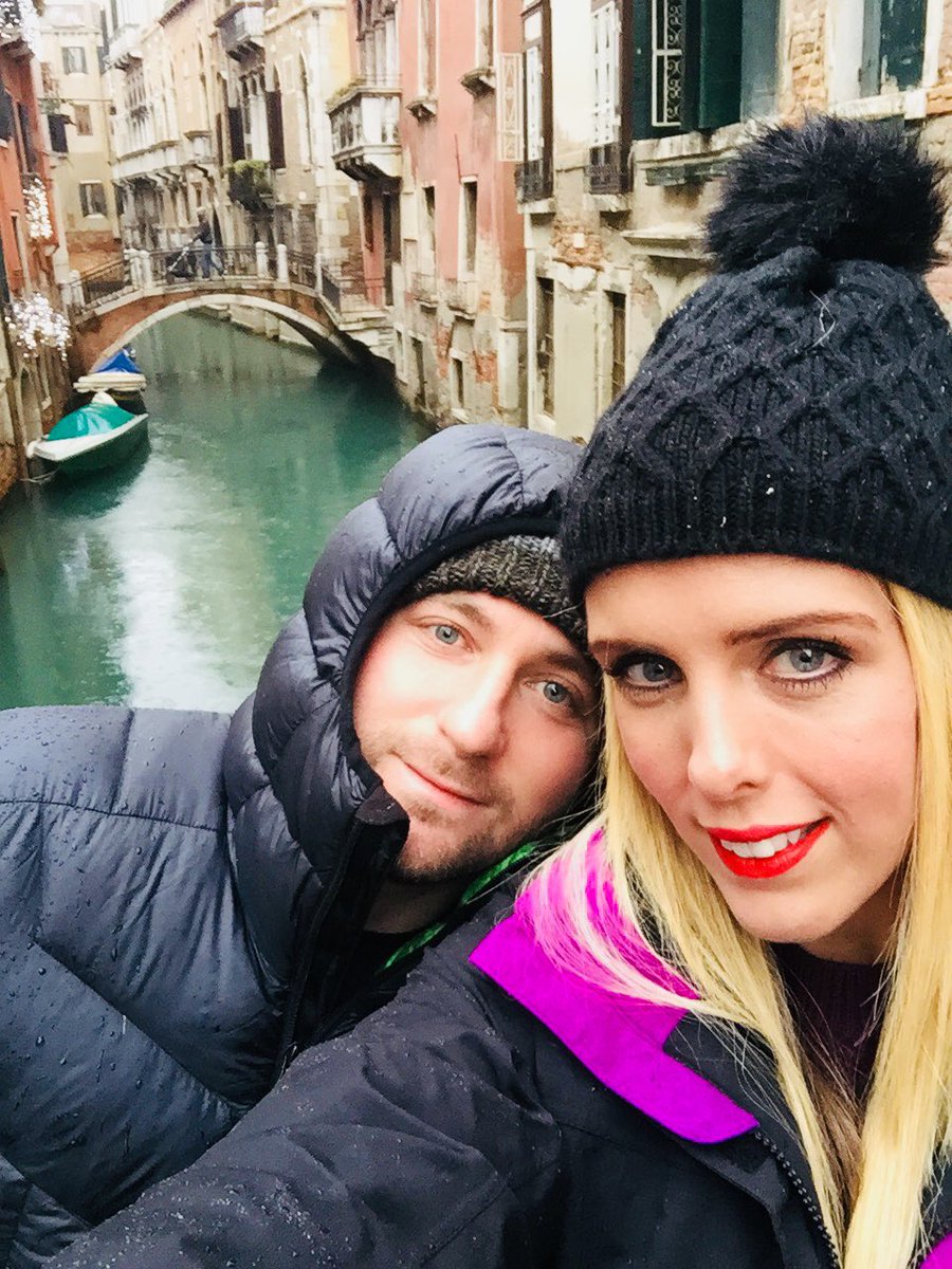 hbowers86's tweet photo. #venice 🇮🇹📷🥂 https://t.co/6RxUWvKFXS