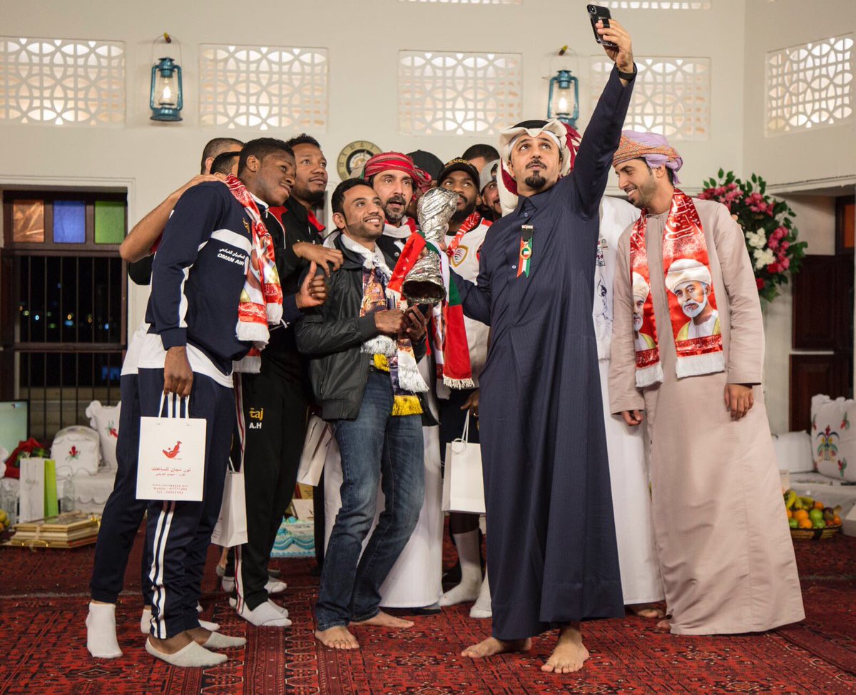 تشرفت بالمشاركة مع الشعب العُماني فرحة الفوز باللقب وسعدت بتواجد ابطال كأس #خليجي23 في #مجلس_خليجي23 بـ #الكويت أرض المحبة والسلام 🇶🇦🇴🇲🇰🇼
