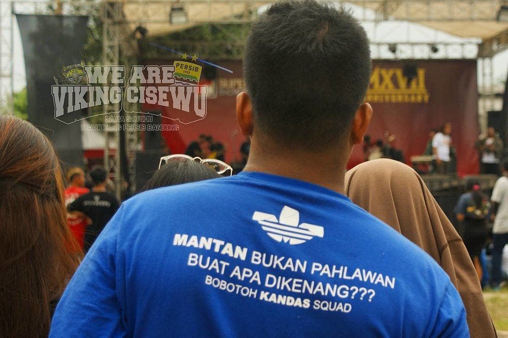 sekitarbandung_'s tweet photo. .
Suka sedih pas malming dikasih gerimis romantis gini... tapi da urang Bandung mah pasti kuat 💪
.
.
📷 by @viking_cisewu kendid pas acara annive 18 @officialvikingblueline majalaya ... klik https://t.co/gCe0uHcoMT https://t.co/BW3Zh9zYIS