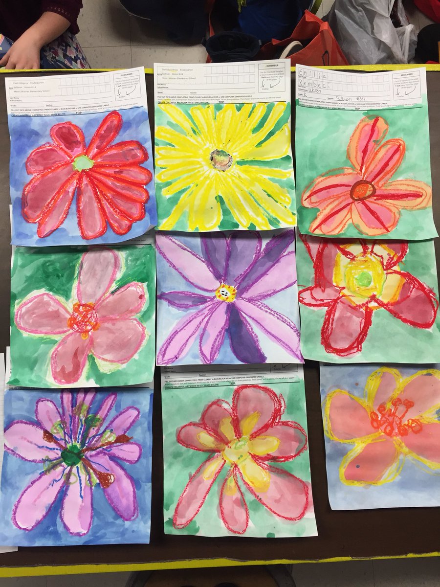 Perfect cold day activity! If only the exhibit had opened BEFORE kindergarten friends learned about Georgia O’Keeffe