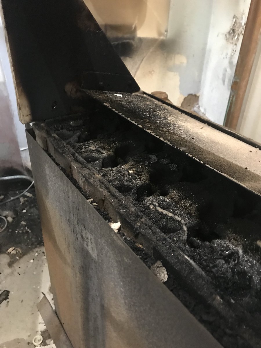 acmlimited's tweet image. Make sure you regularly service your heating boiler,not like this 40yr old ferroli conventional which has never been serviced #miricleitlatstedthislong