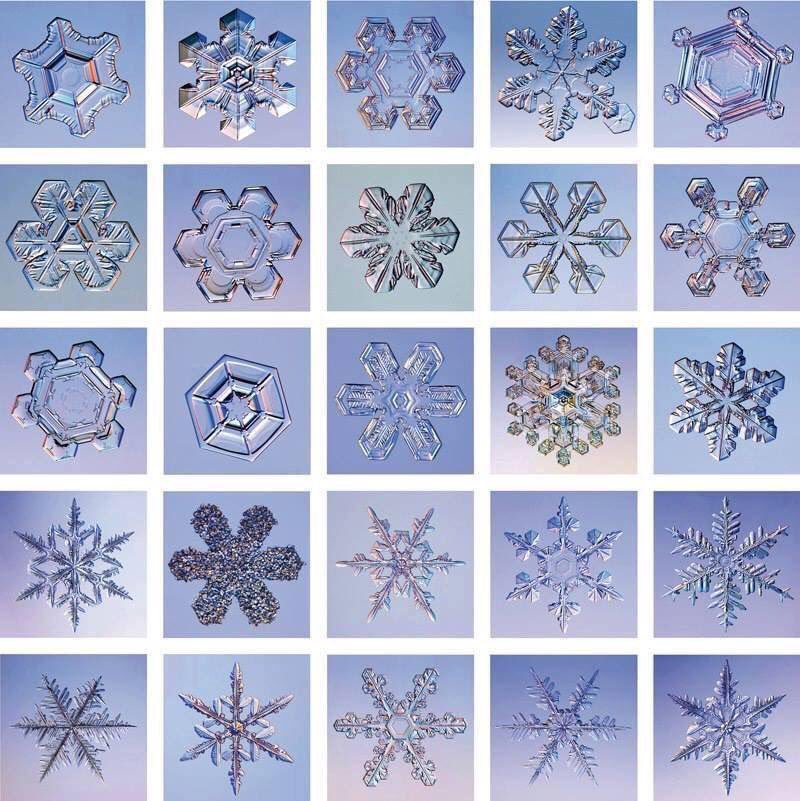 brionesci's tweet photo. Los cristales de hielo que forman los copos de nieve tienen formas distintas, pero todas con simetría hexagonal... Con lo buenos que sois en @ElTiempo_tve, ¿por qué no cambiáis las estrellas de 5 puntas por otras de 6 como símbolo de la nieve? Sería fácil y pedagógico ;-) https://t.co/f9VvyhYDmK