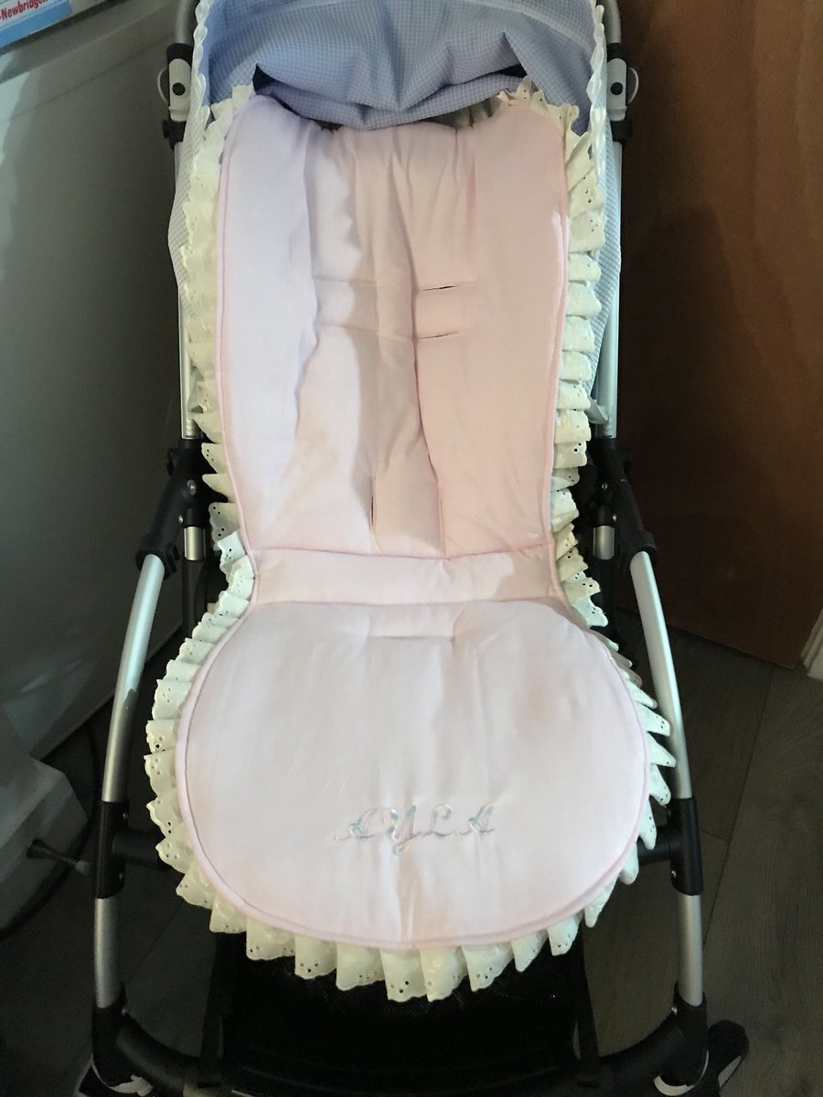 RoRoTaggy's tweet photo. #frilly #bugaboobee #custommadeliner #@RoRoTaggy https://t.co/WohSMPoQjy