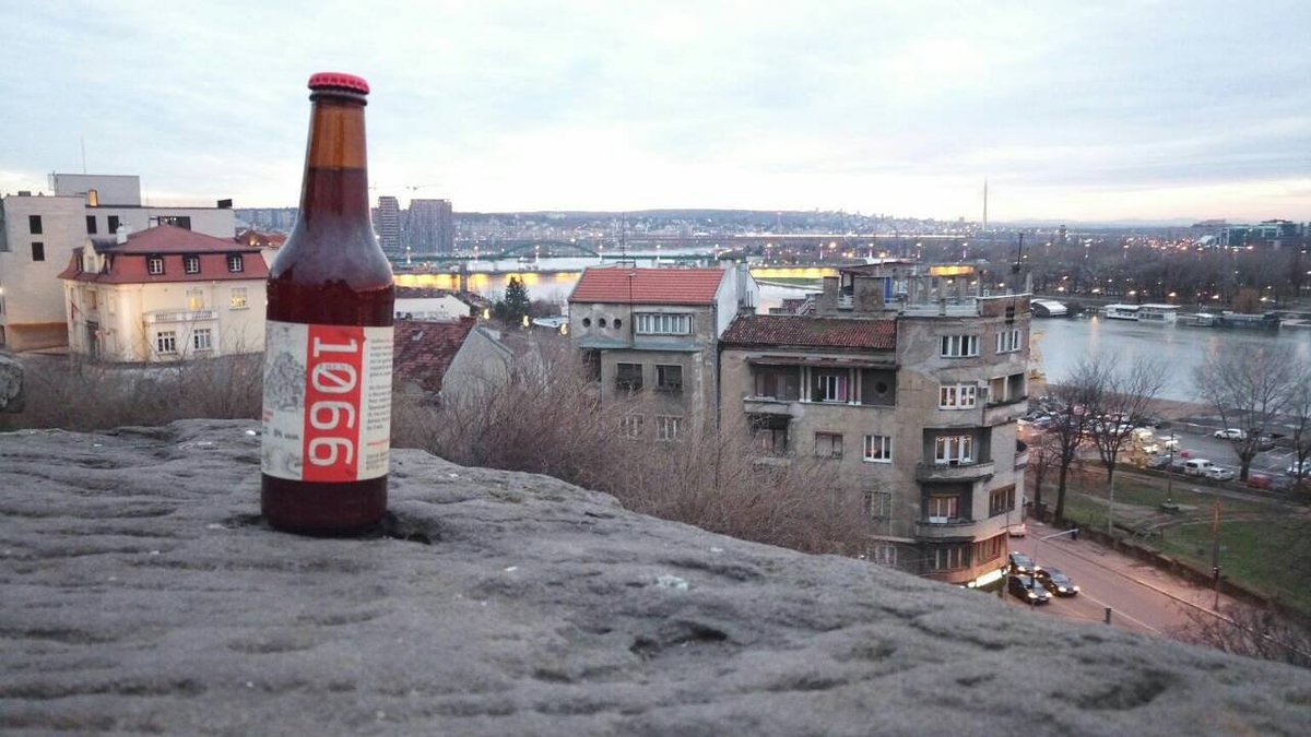 Pogled sa Kalemegdana na Beograd je ipak lipši kad je tu i "1066"
#pivovara022 #1066 #022 #sibenik #Beograd #craftbeer #craftbrewerycroatia #craftbrewery #craft #pivo #piwo #cerveza #pivokojeimapricu