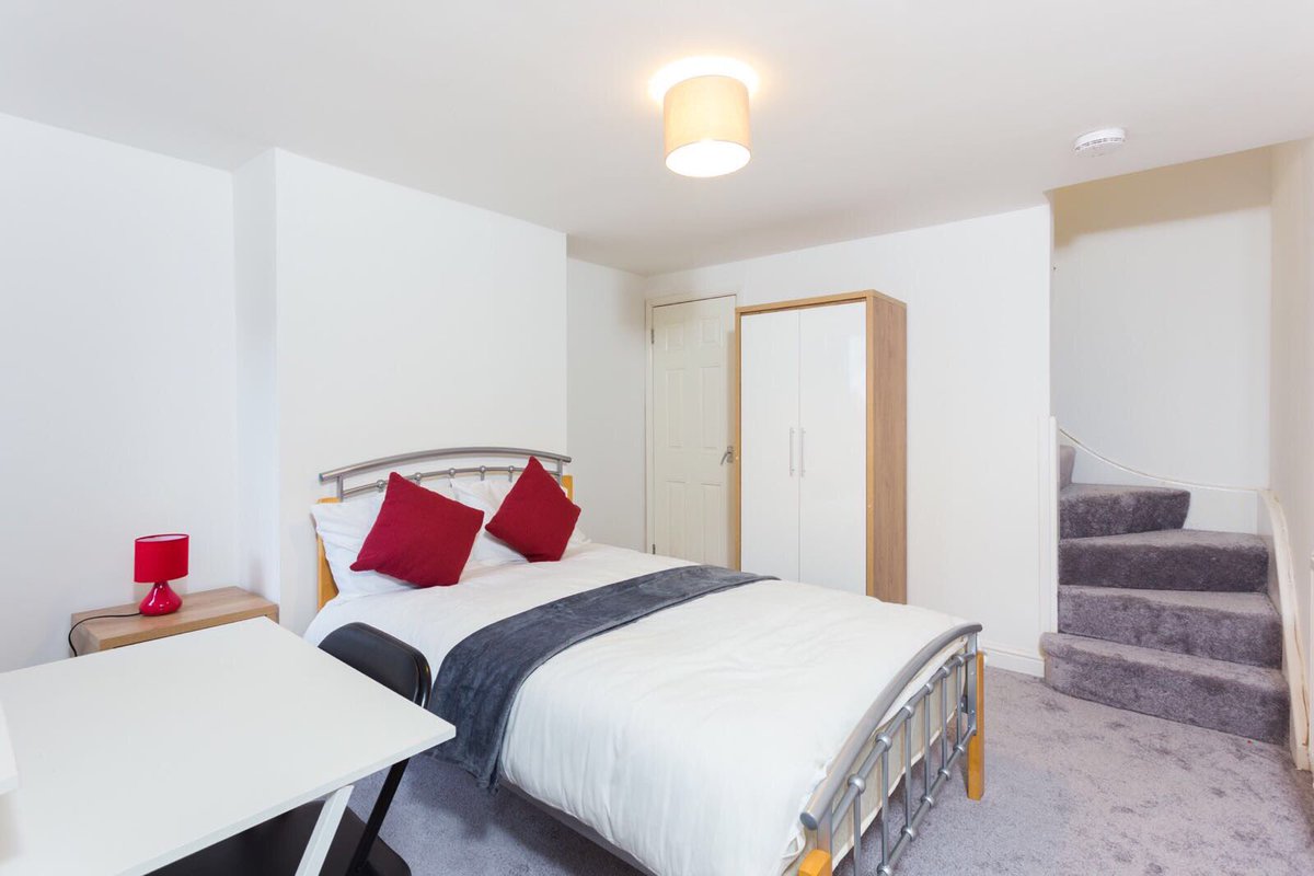 DamantW's tweet photo. Some from a recent student let investment property. #property #investment #studentlife #Landlords #rentyourproperty https://t.co/bsVDaBEe8X