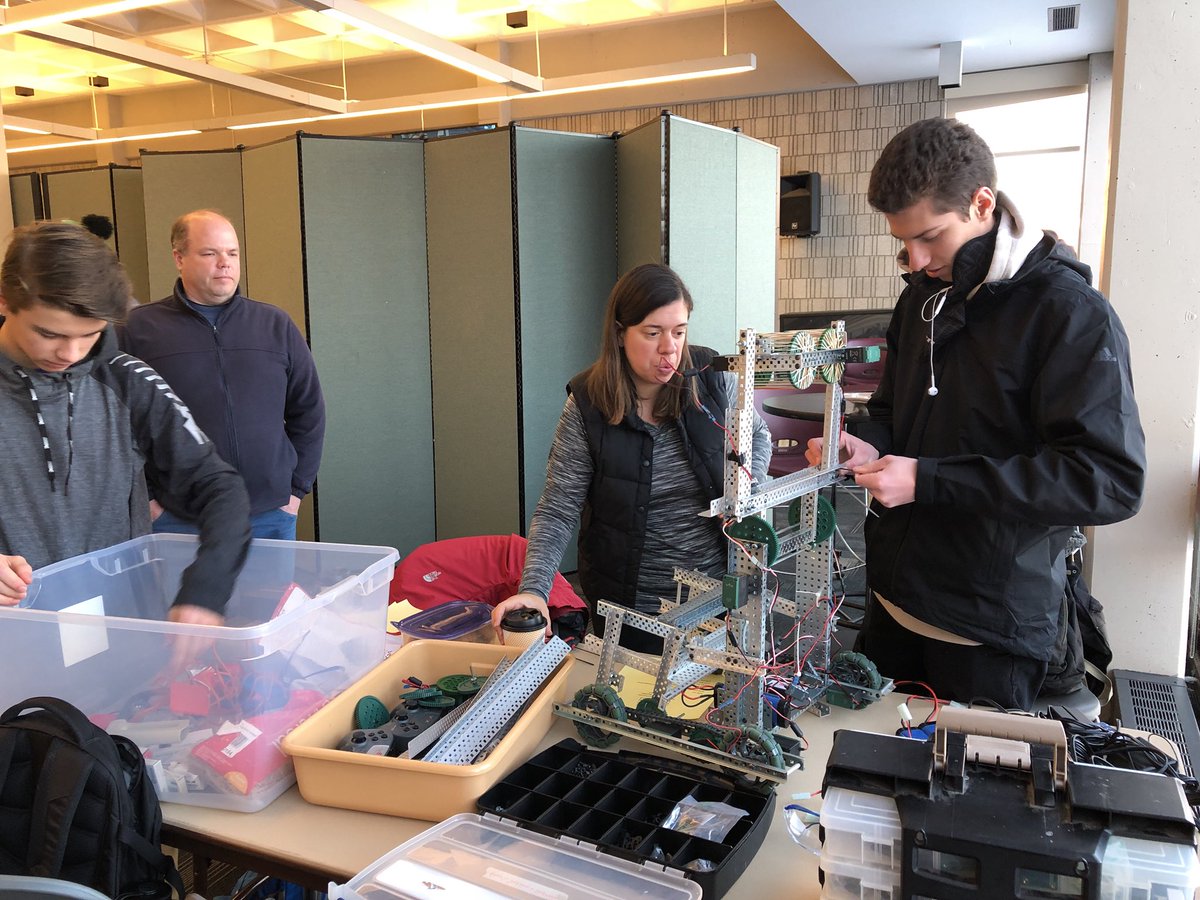 cterrillteach's tweet image. Setting up and getting ready to compete! #Mashpee is ready! #VexRoboticsCompetition @amandahough6 @mashpeetech