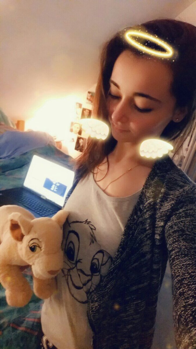 Aurelia_0107's tweet image. Nalla a retrouvé son Simba #SHARESTORE #SHARECONCOURS