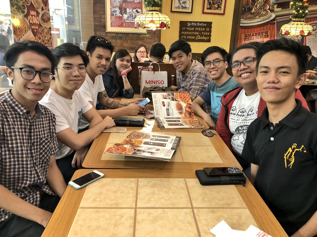 ALMAPOFFICIAL's tweet photo. Hereβs to a fruitful 2018! π―
Long Live the Alliance!
#BuildBridges
#ForgeExcellence https://t.co/Ak5d79CvSO