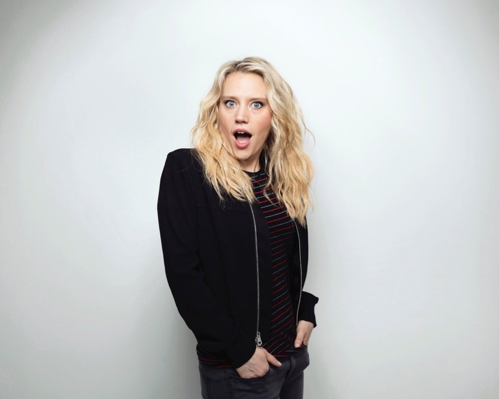 Happy birthday to comedy legend-glorious weirdo-gay icon -love of my life Kate Mckinnon  