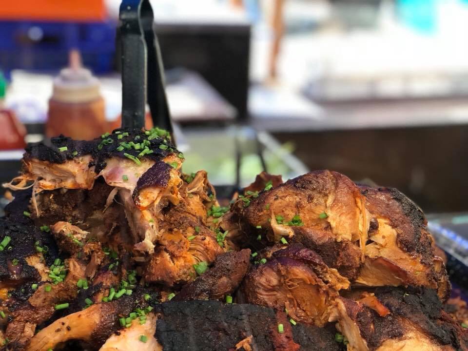 No57A's tweet photo. Fancy the best #pulledpork ? Served in a fresh flatbread NOW @greenwichmkt Hurry up till it lasts #london #streetfood #foodie 🌯🌯🌯 https://t.co/pzmKEf2642