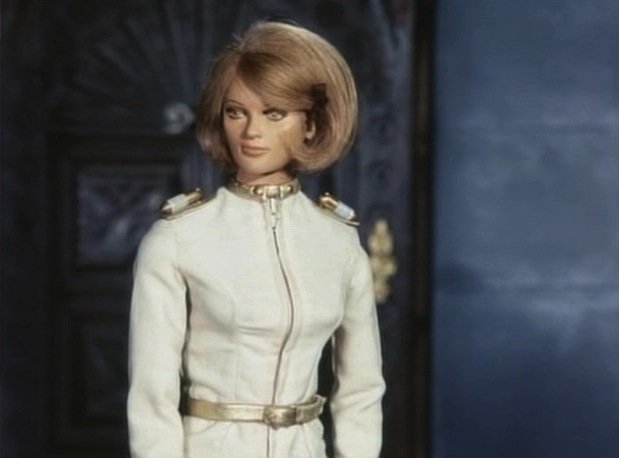 今日は『キャプテン・スカーレット』のシンフォニー・エンジェルの誕生