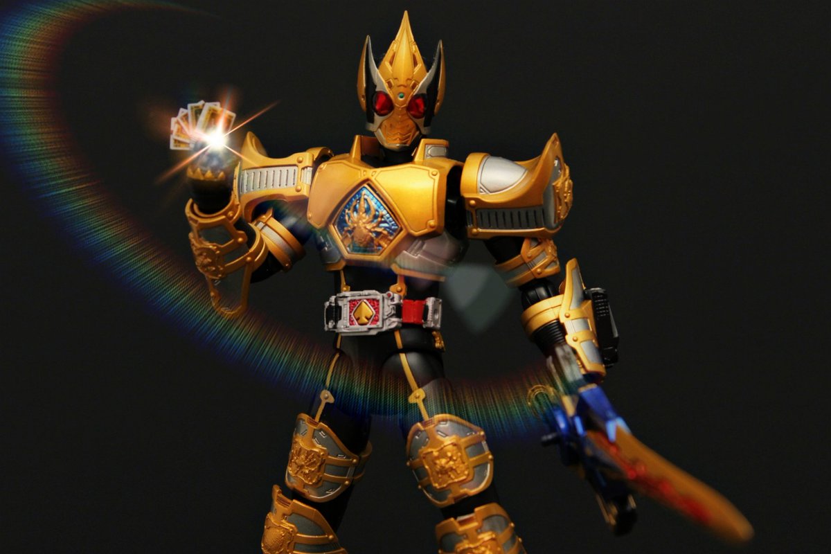 アストレイ على تويتر 仮面ライダーブレイド キングフォーム フィギュアーツ フィギュアーツ写真部 フィギュア撮影友の会 趣味 一眼レフ初心者 仮面ライダーブレイド 仮面ライダー 仮面ライダーブレイドキングフォーム