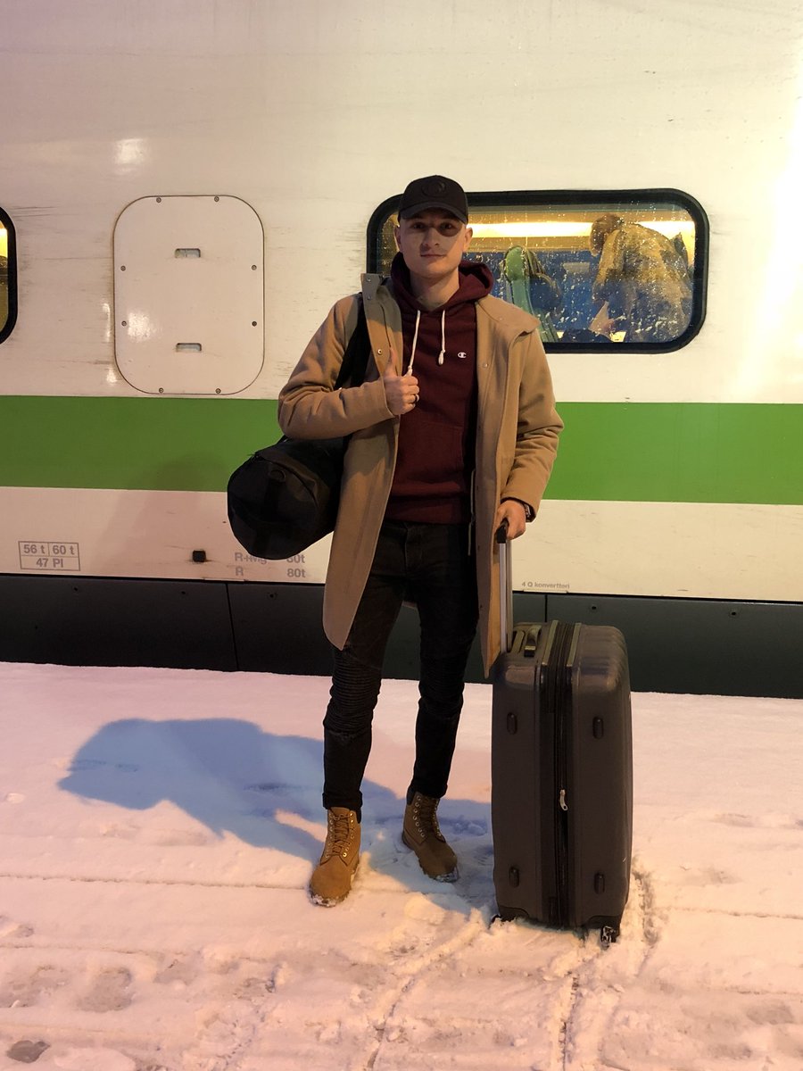 On my way back to Vienna after a great 6 weeks with friends and family 🙌🏼 now it is time to turn my concentration to the rest of the season, and make sure we go up in May when the final round is played 💪🏼 let’s take 2018 by storm 🌪⚡️