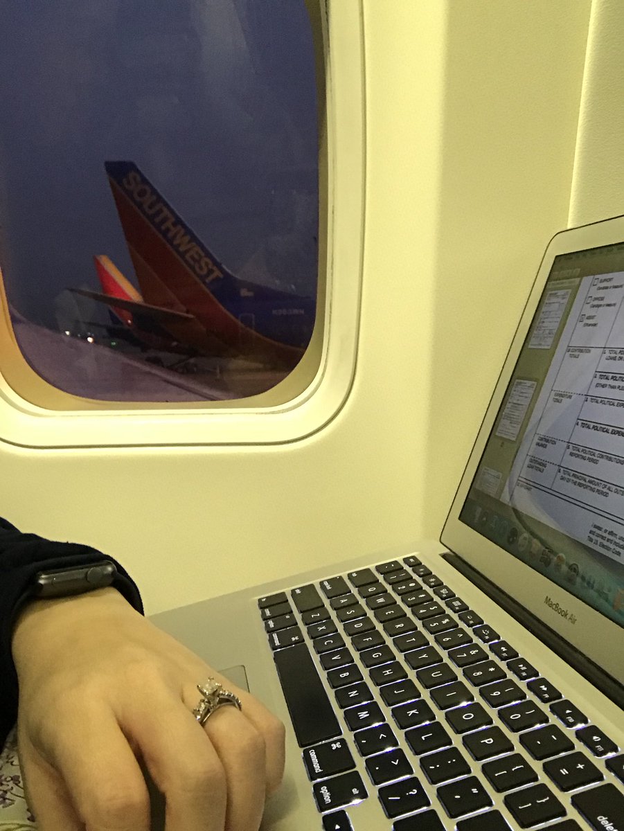 ash_juergens's tweet photo. Wheels down in #DAL on the one, the only @SouthwestAir #HappyBirthdayToMe #campaignseason #TFJV https://t.co/8d5740kBL5