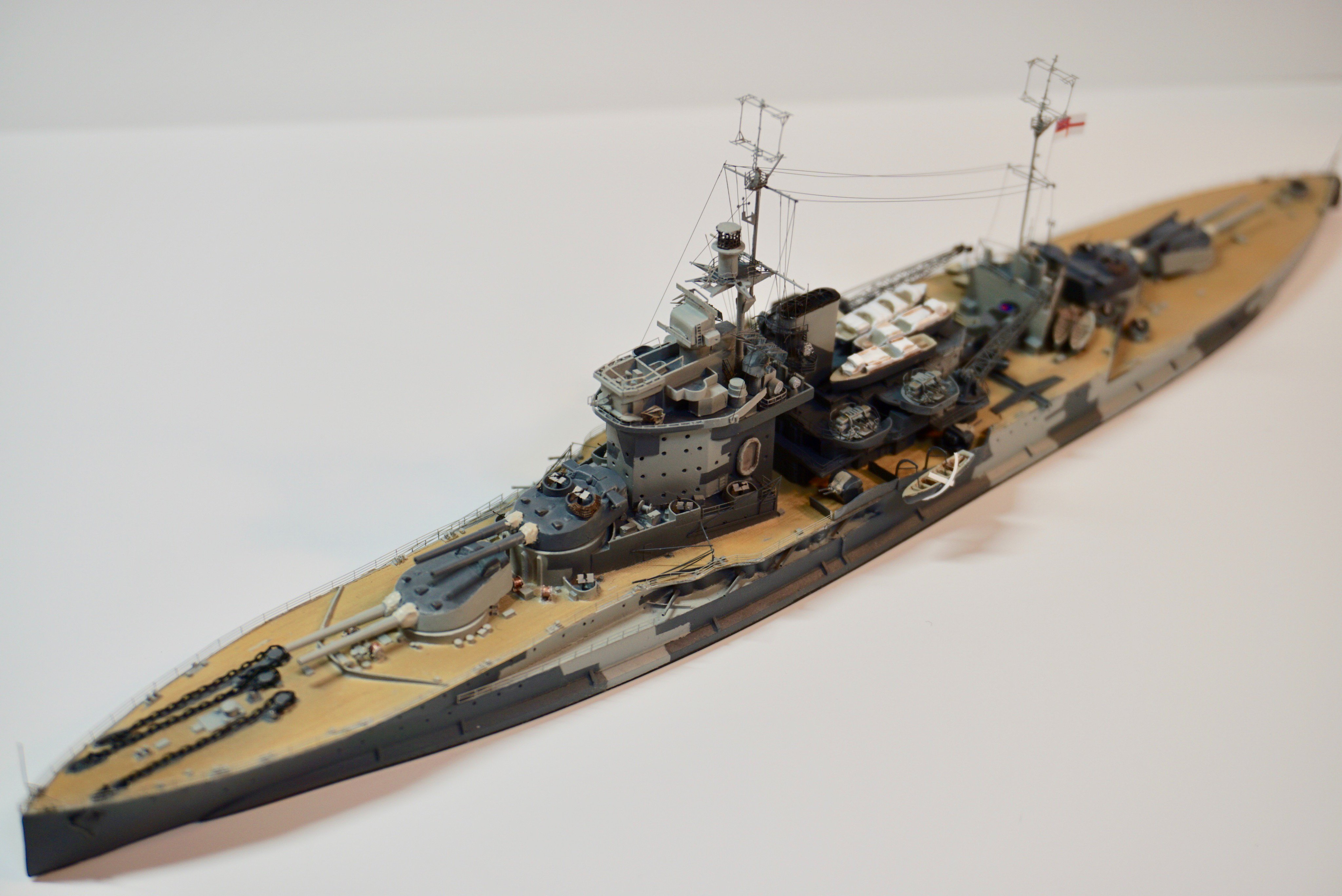 055【1/350】Artwox Model 英海軍 戦艦クィーンエリザベス 1943 055【1/350】Artwox Model 英海軍 戦艦クィーンエリザベス 1943