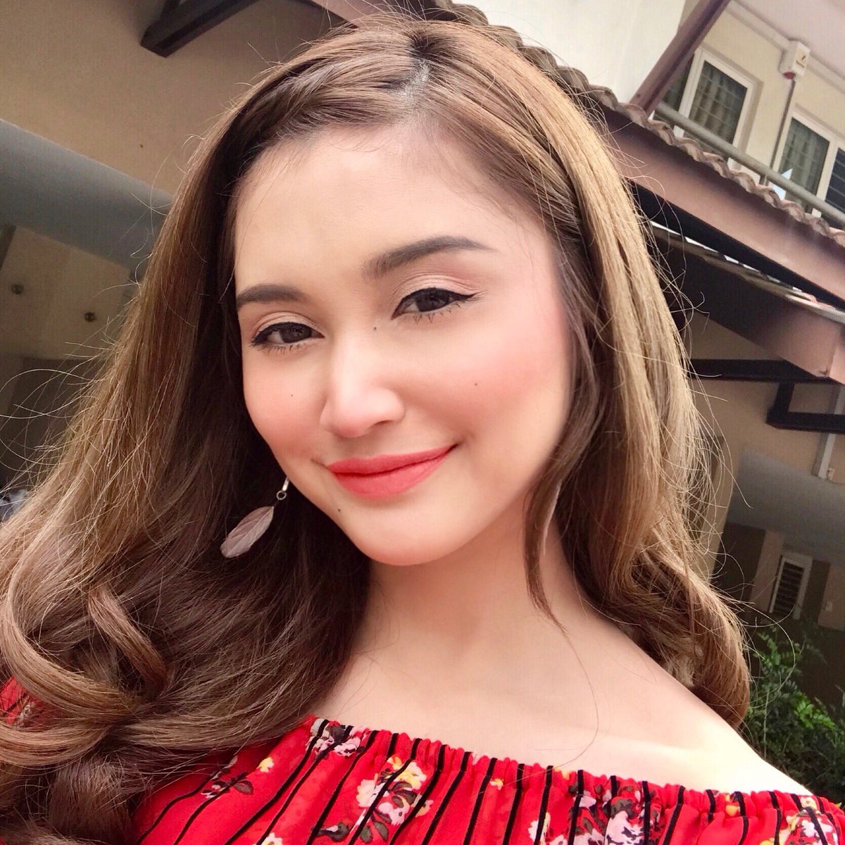 Harini mood kpop sikit. Hahah! Aan. Kpop apo. 😂