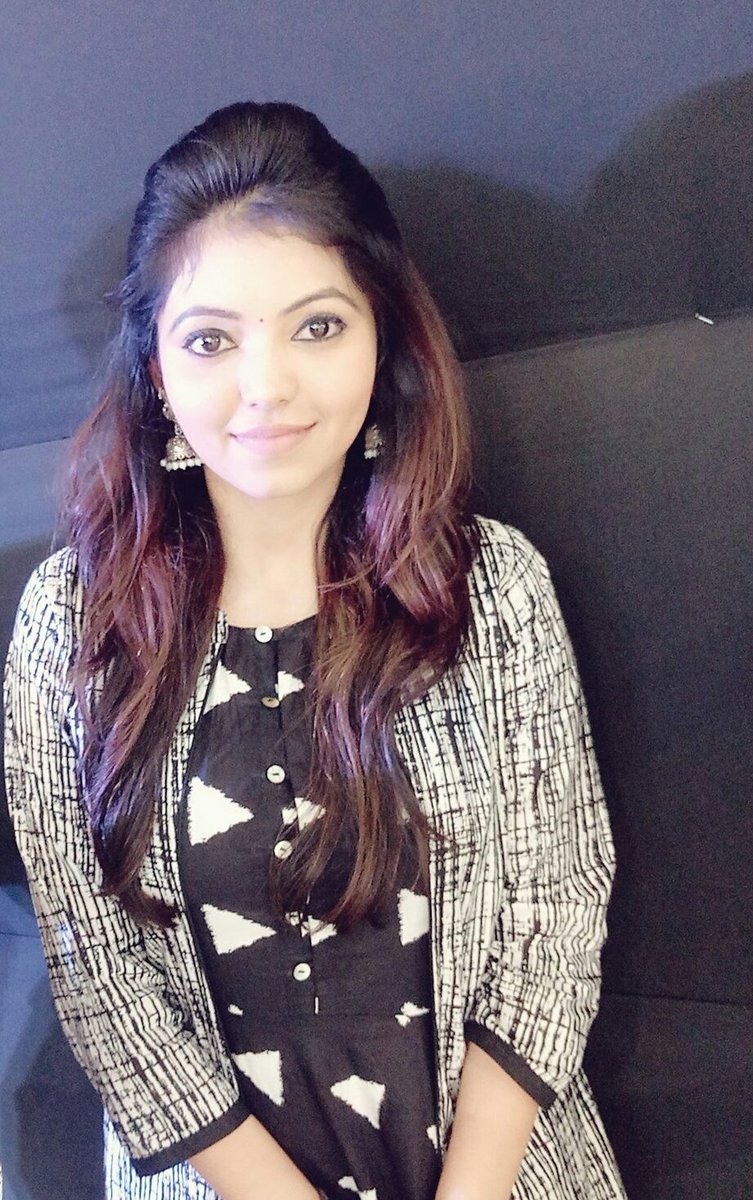 Dksview's tweet photo. 😍😍 @AthulyaOfficial Latest clik 😍😍

#Athulya 📸🎈🔛 https://t.co/BOALnVCOm1
