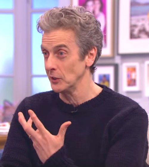 Random Pic of The Day-The Lorraine Show, 2016
peter-capaldi-news.com/video-watch-pe…