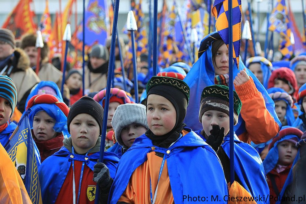 Poland's tweet photo. Three Kings' processions make their way across #Poland today!

#Epiphany https://t.co/PfcjgHANig