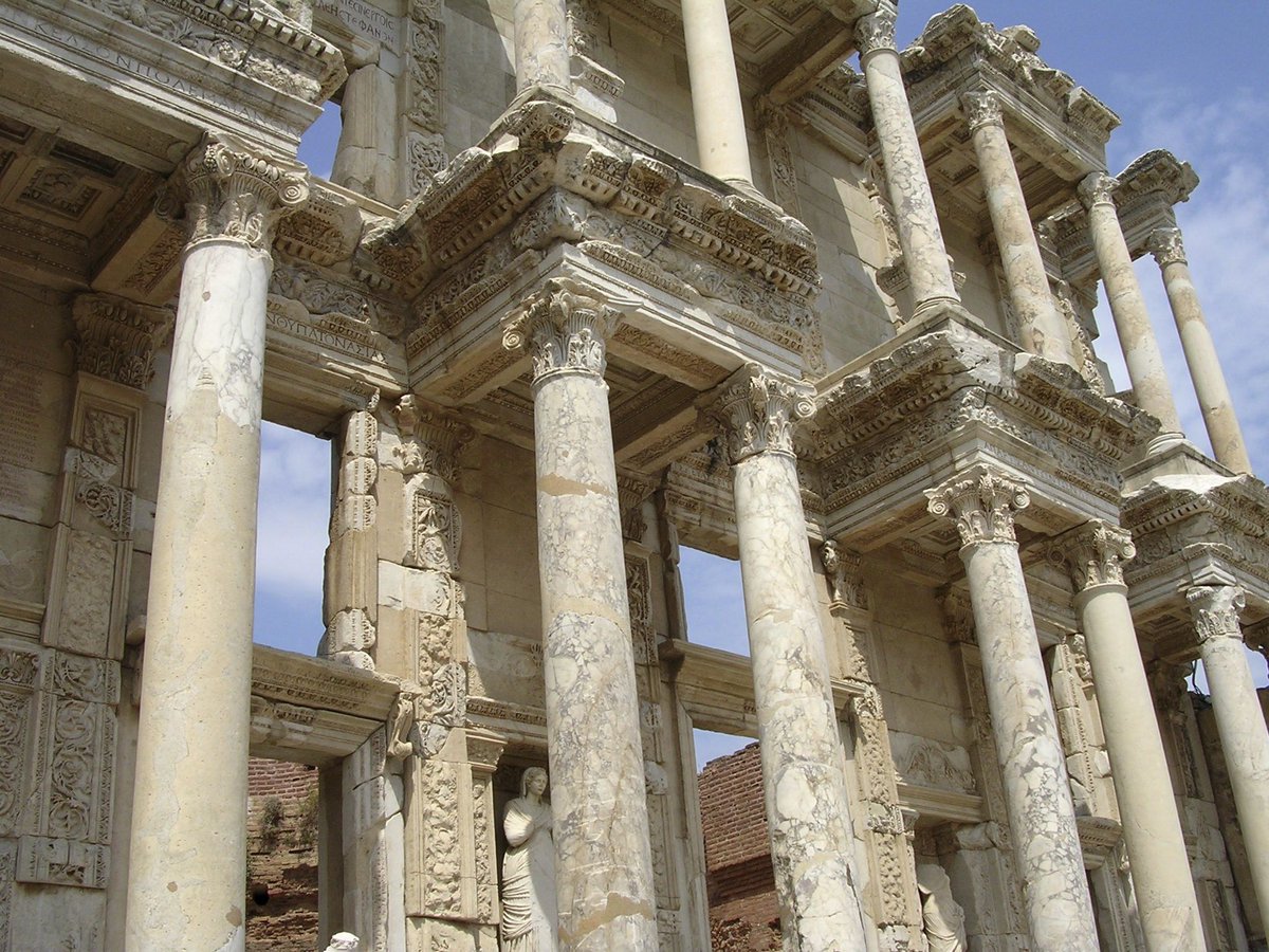 BayrockStone's tweet image. Marble still survive: Ephesus! #picoftheday #capture #marblecolumn #bayrocknaturalstone
