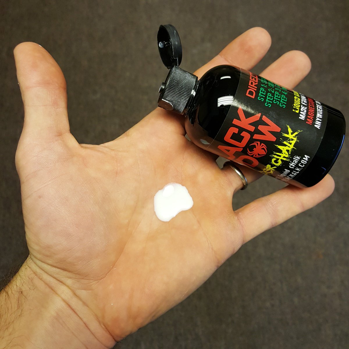 LaureFrianjd91's tweet photo. A little goes a long way. Less is more. You get what you pay for. Etc. #spiderchalk #betterchalk #liquidchalk https://t.co/PDiwd3dUdz