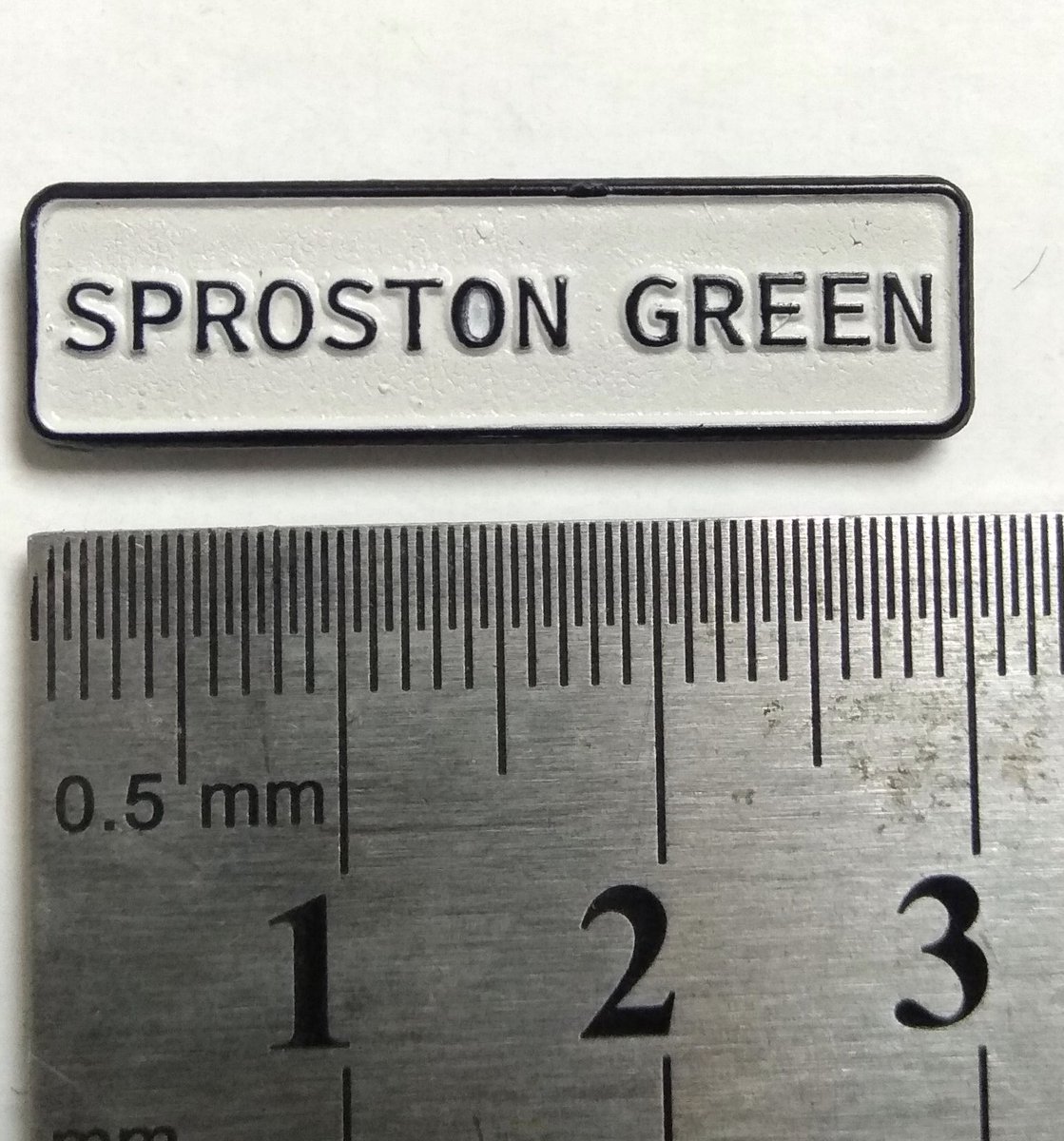 Retweet for chance to win. Numbered, limited edition Sproston Green enamel badge. Winner at random 4pm Wednesday. On sale from our online shop 5pm Wednesday. Only 1,000 will ever be made. Goood luck y’all x x