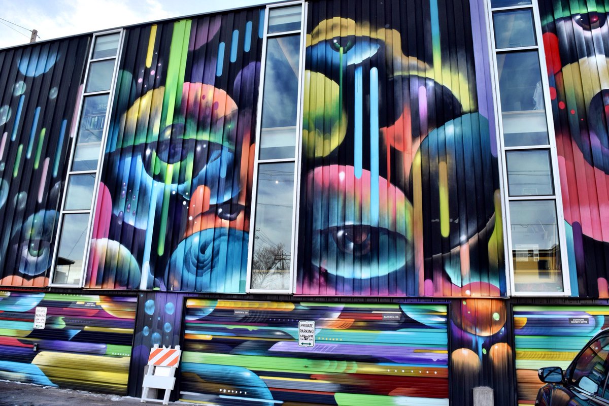 FeralTrek's tweet photo. Trance transit: eyes and orbs...Larimer St., Denver, CO. Art by @vyalone #vyalone #StreetArtChat #street_art_community #urbanart #streetart_best #streetart_official #streerarteverywhere #urbanvibescommunity #mapyourstreetart #graffitiporn #be_one_urbanart #streetartphotography https://t.co/IC5n4NoPcd