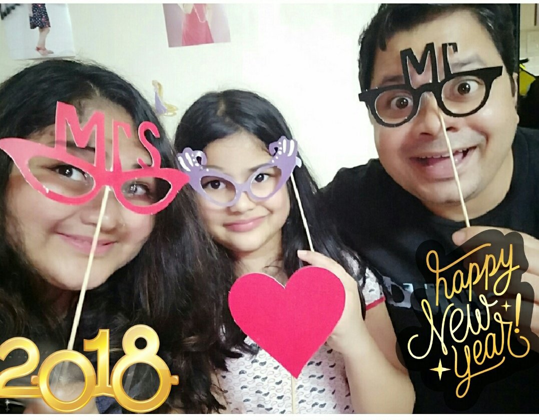 coool_kashish's tweet photo. @PartyZebra_PZ #Contest #PartyZebra My New year party  Celebration @PartyZebra_PZ 
@nsy7702 
@KutthiRaj 
@sappu_angel 
@SulochnaN 
@Mangal1818 https://t.co/PmQx6ZiSAh